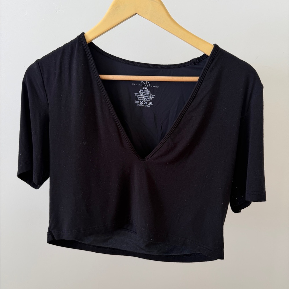 Klassy Network Short Sleeve V neck Crop Brami 2XL